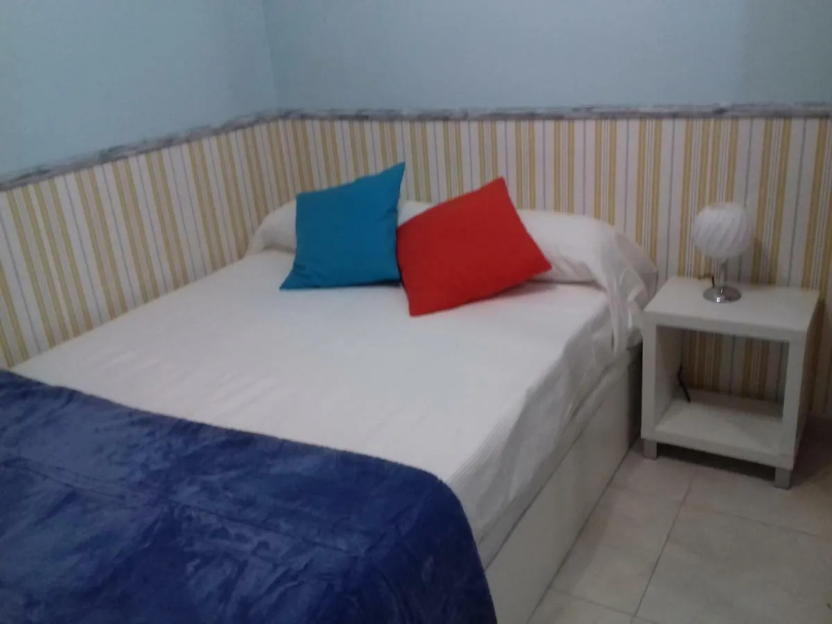 דירות סאלו Apartamento Delfos