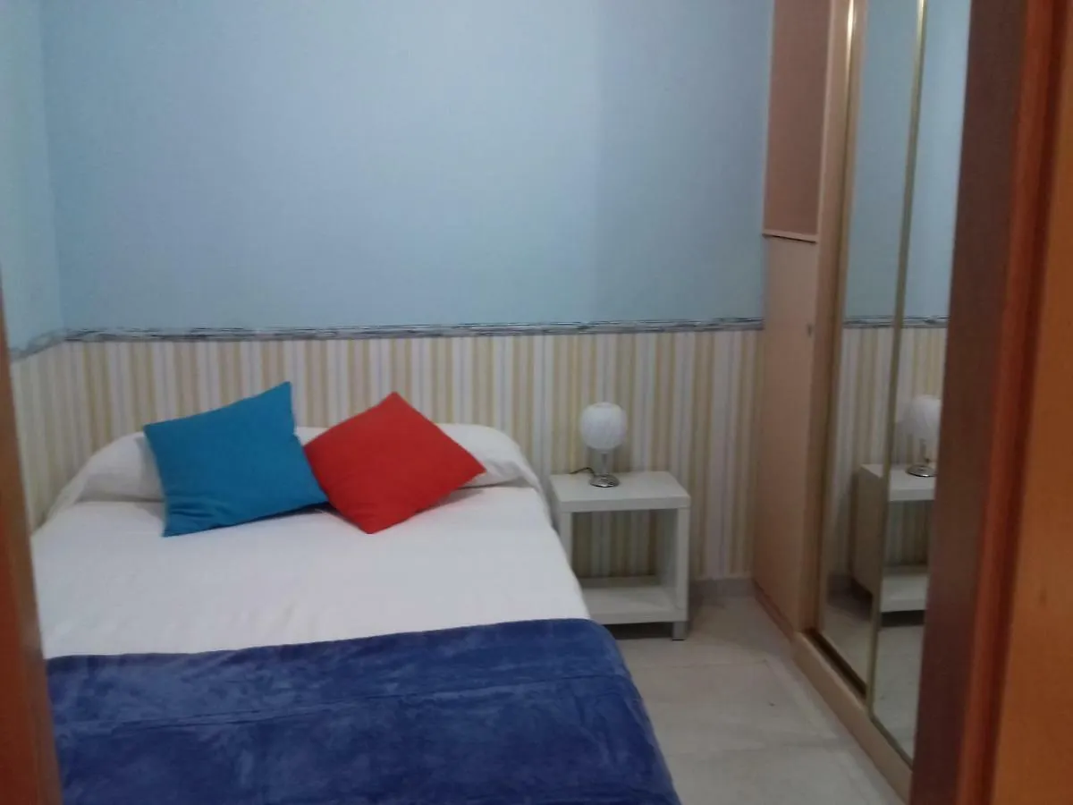 דירות סאלו Apartamento Delfos 0*,  ספרד